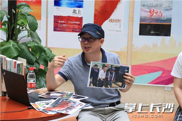 全球孔子学院“先进个人”获得者、开云kaiyun官方网站影视艺术与文化传播学院院长黄柏青教授。